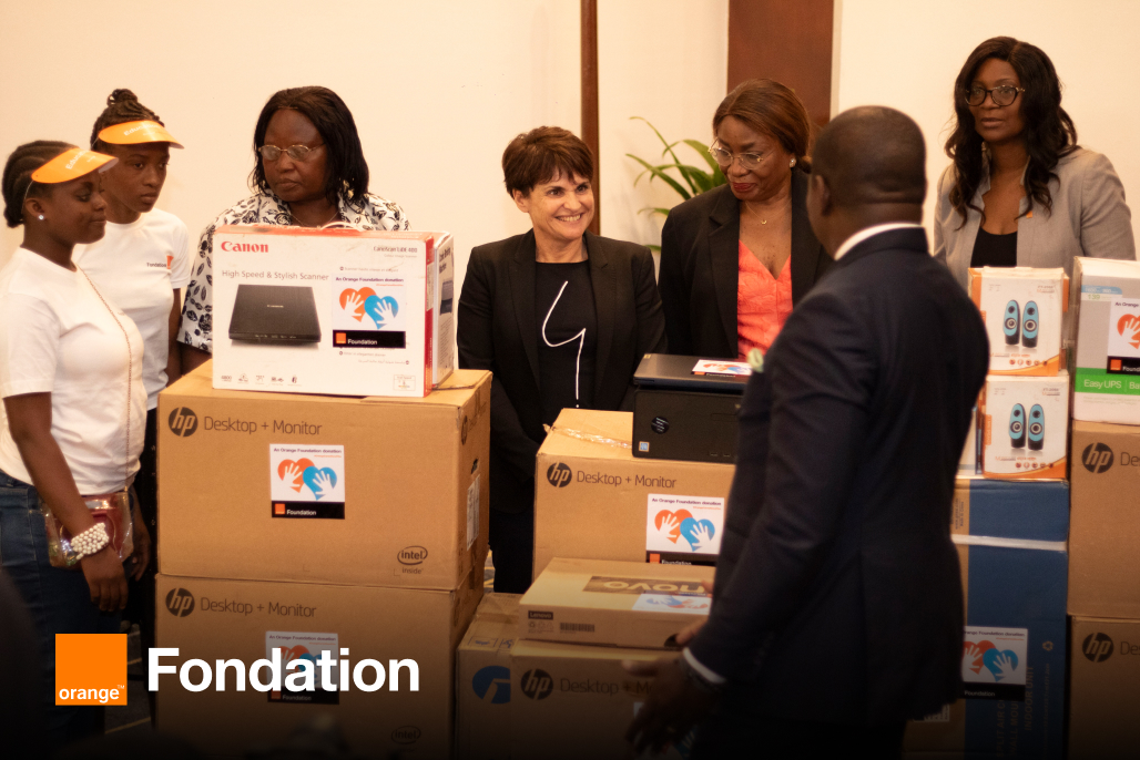 cérémonie de remise de dons aux groupes vulnérables3